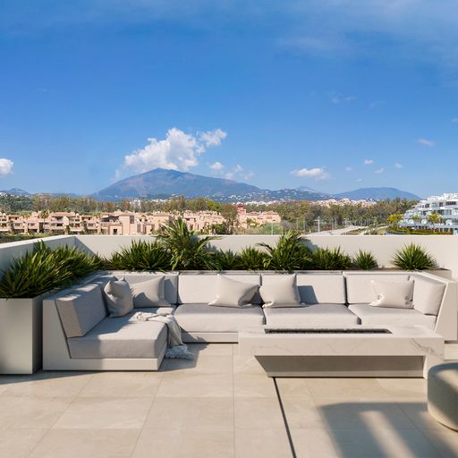 Exclusivas villas adosadas cerca de todas las comodidades en Atalaya, Estepona