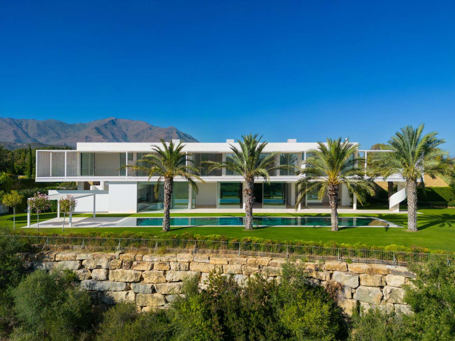 Estas unas villas de ensueño, unas verdaderas joya arquitectónica diseñada para satisfacer los más altos estándares de lujo y exclusividad